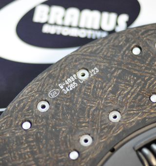 Bramus clutch parts (clutch disk, cover and release bearings) change the word "Quality"